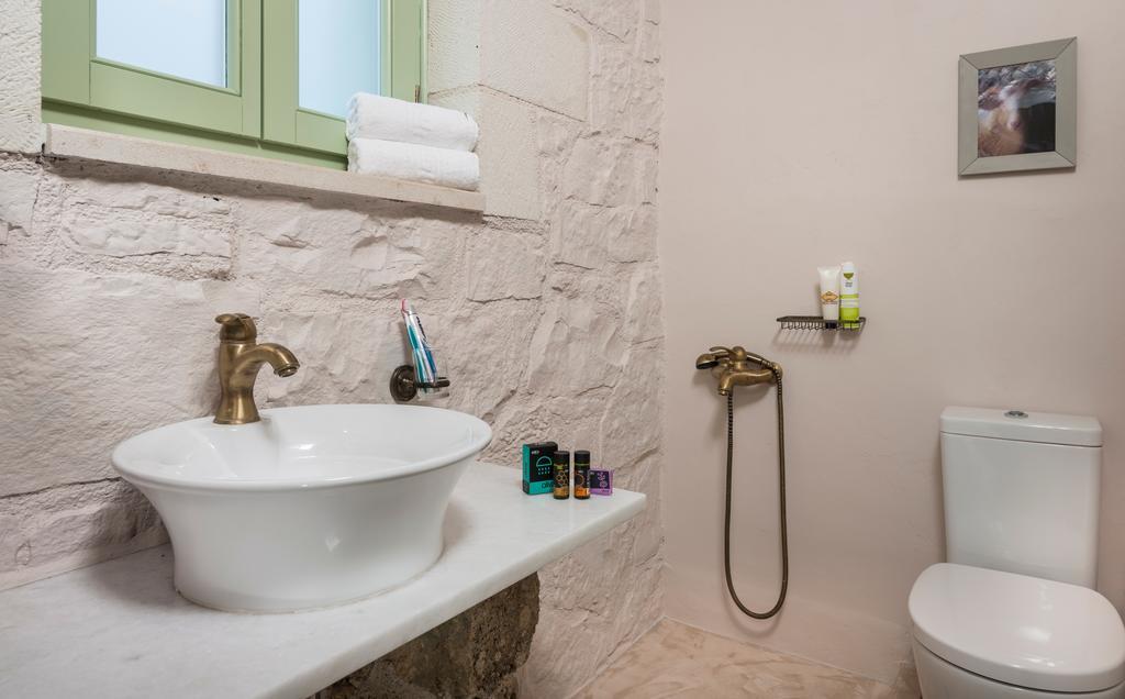Boutique Villa Petra Amanda Heated Pool Optional Fílippos 외부 사진